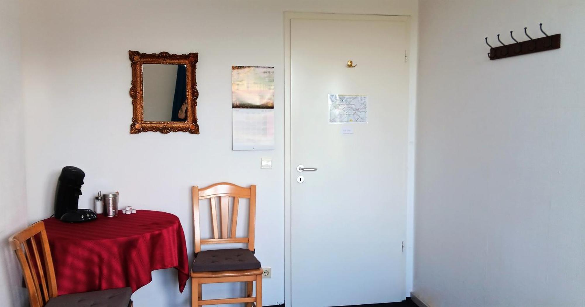 Ferienwohnung Zimmer zentral in Berlin Exterior foto